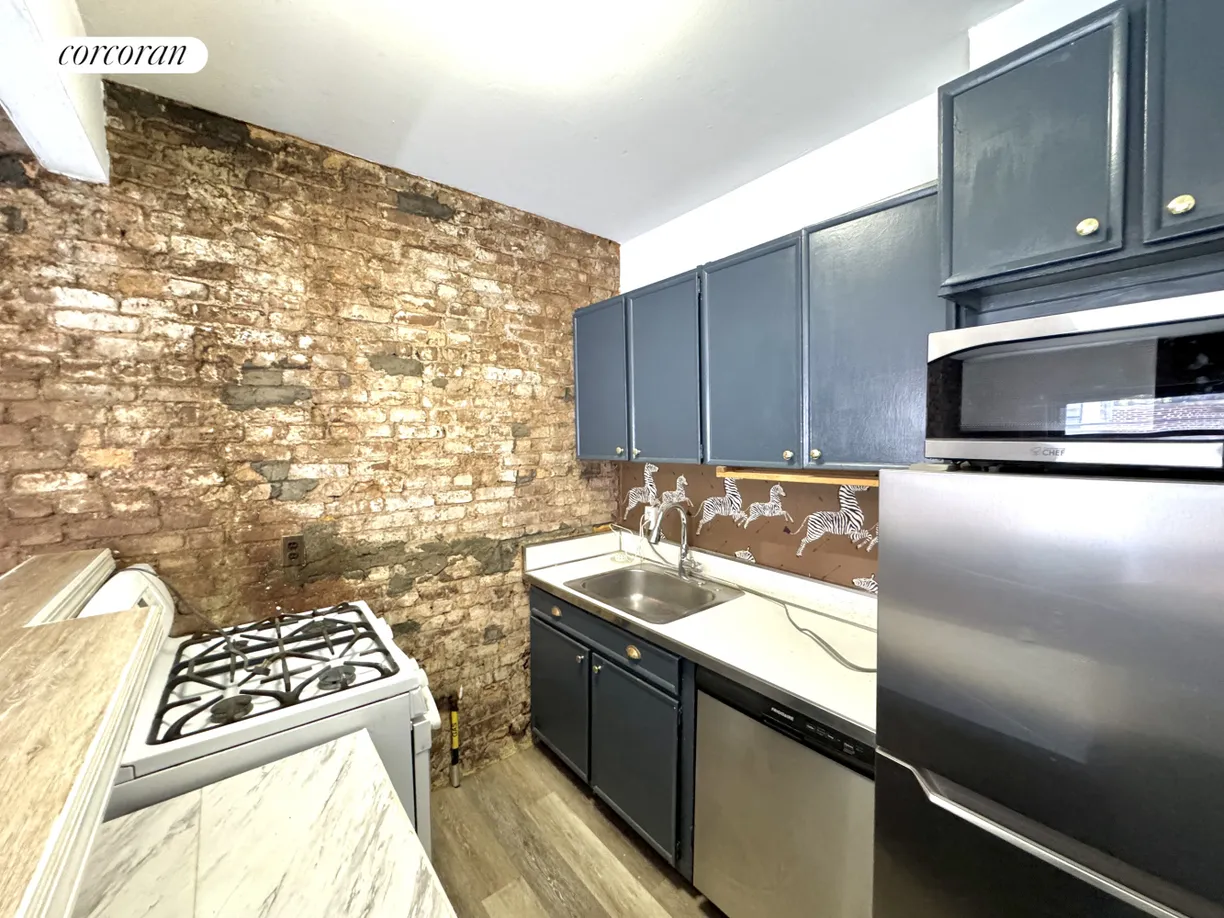 New York City Real Estate | View 354 West 30th Street, 3 | room 1