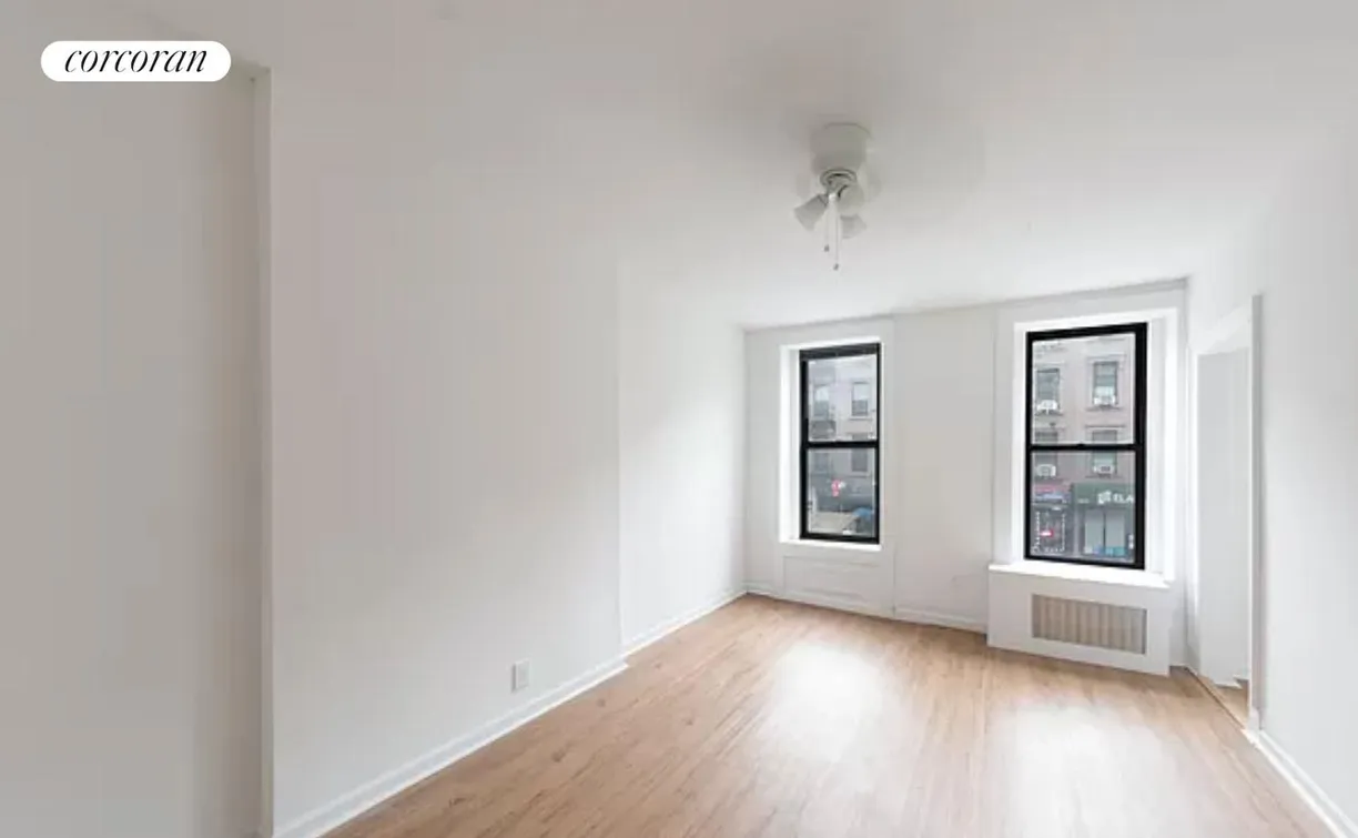 New York City Real Estate | View 150 5th Avenue, 1 | room 2