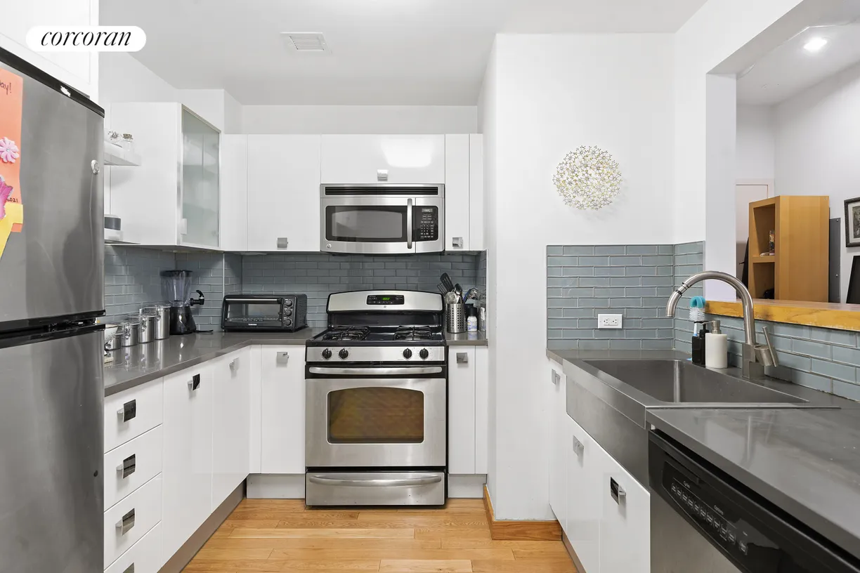 New York City Real Estate | View 318 Knickerbocker Avenue, 3B | room 1