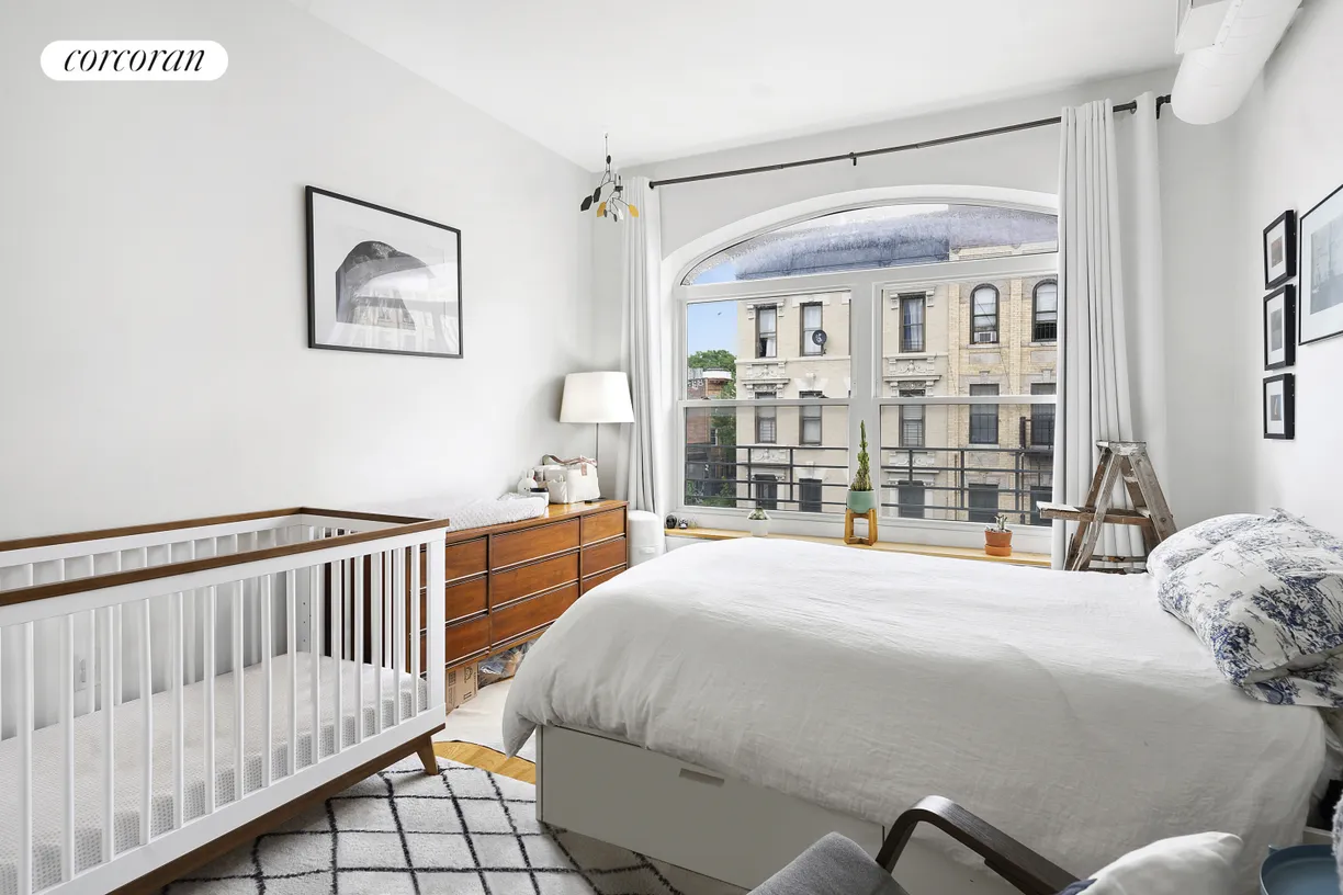 New York City Real Estate | View 318 Knickerbocker Avenue, 3B | room 2
