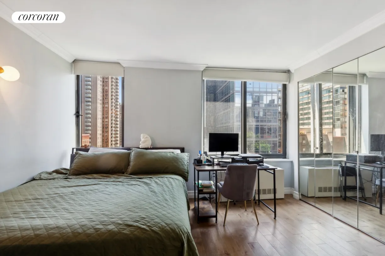 New York City Real Estate | View 300 East 85th Street, 804 | room 1