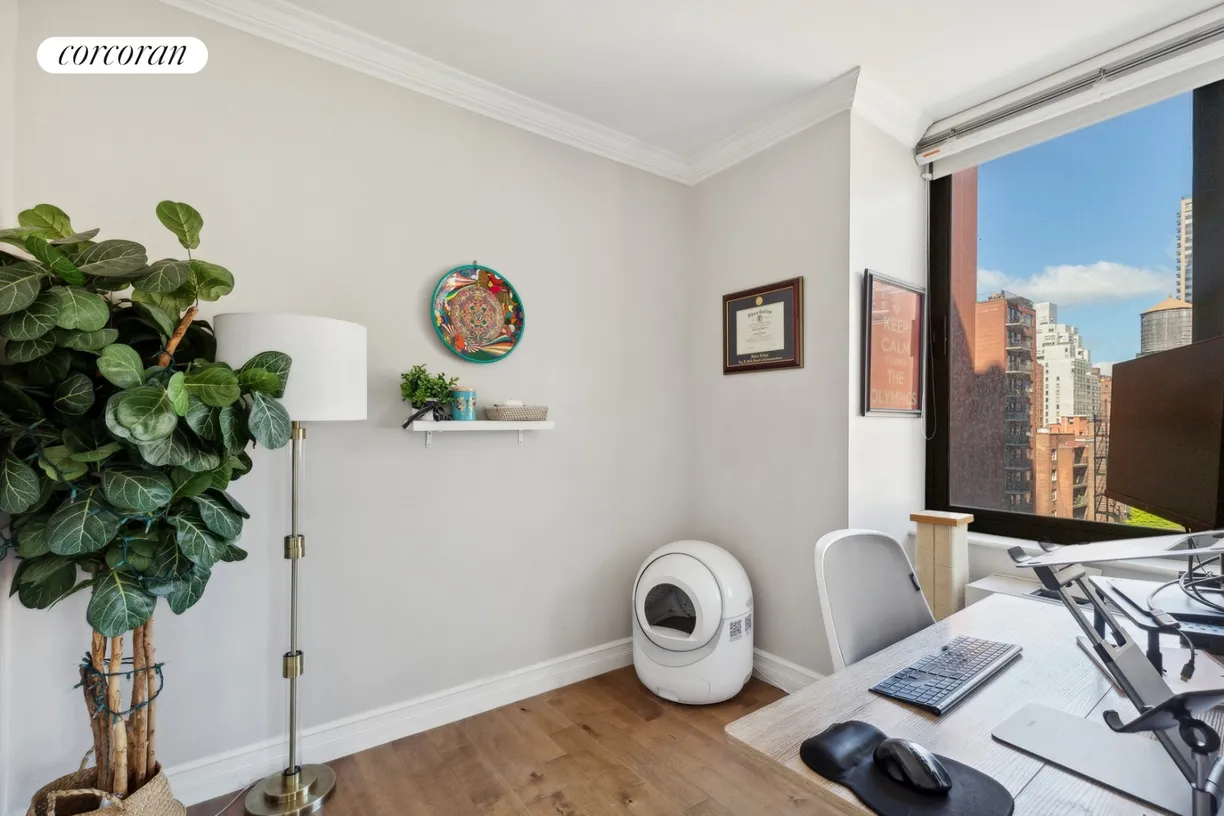 New York City Real Estate | View 300 East 85th Street, 804 | room 2