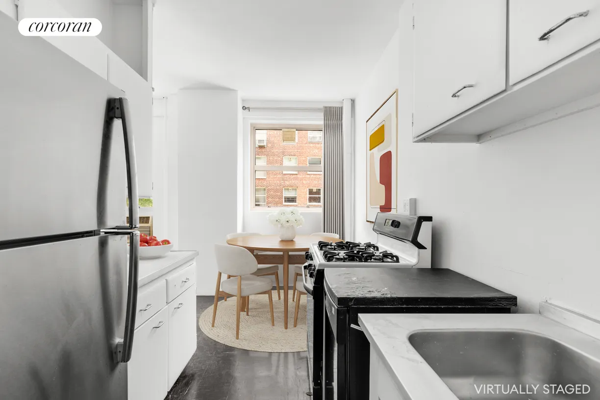 New York City Real Estate | View 100 LaSalle Street, 4F | room 1