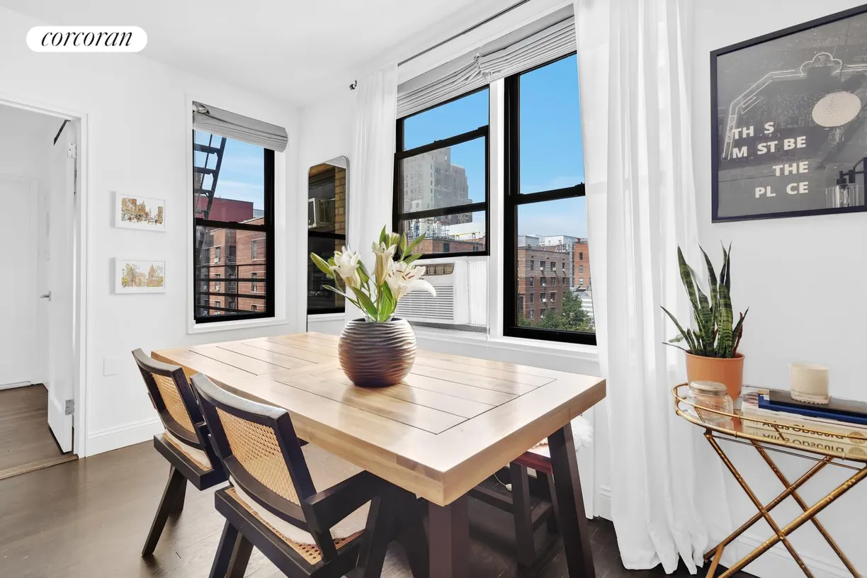 New York City Real Estate | View 60 East 9th Street, 517 | Dining Area