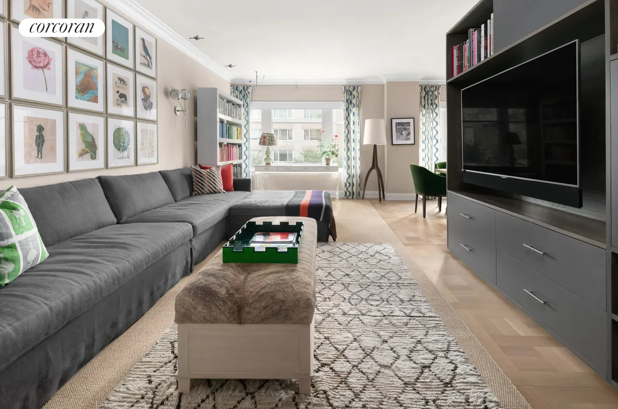 New York City Real Estate | View 200 East 79th Street, 3C | Living Room