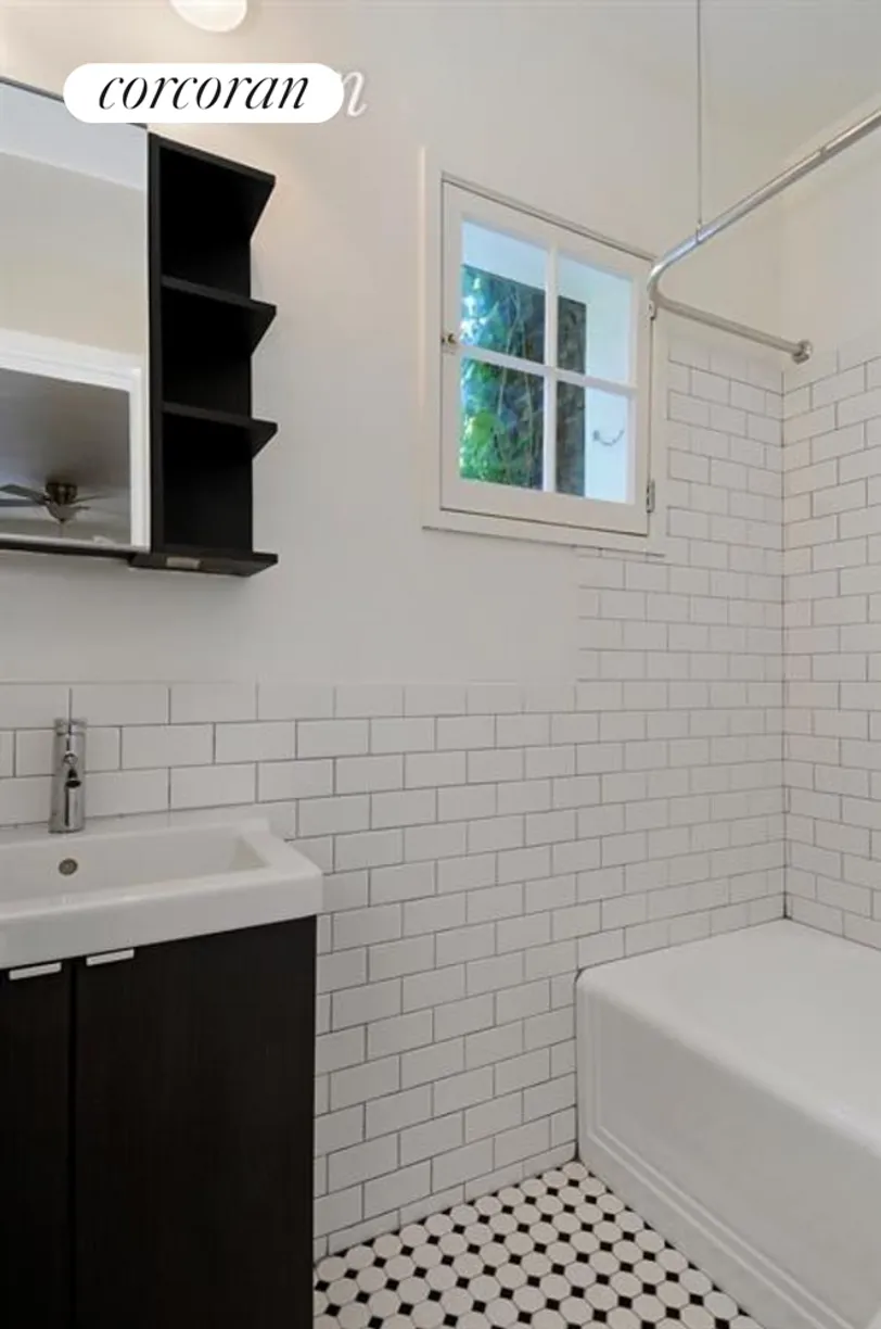New York City Real Estate | View 212 West 16th Street, 4W | Full Bathroom