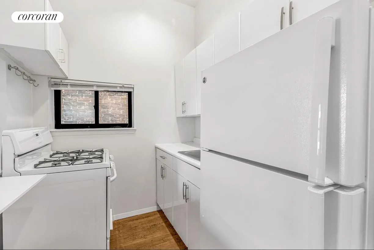 New York City Real Estate | View 235 East 53rd Street, 3C | room 2