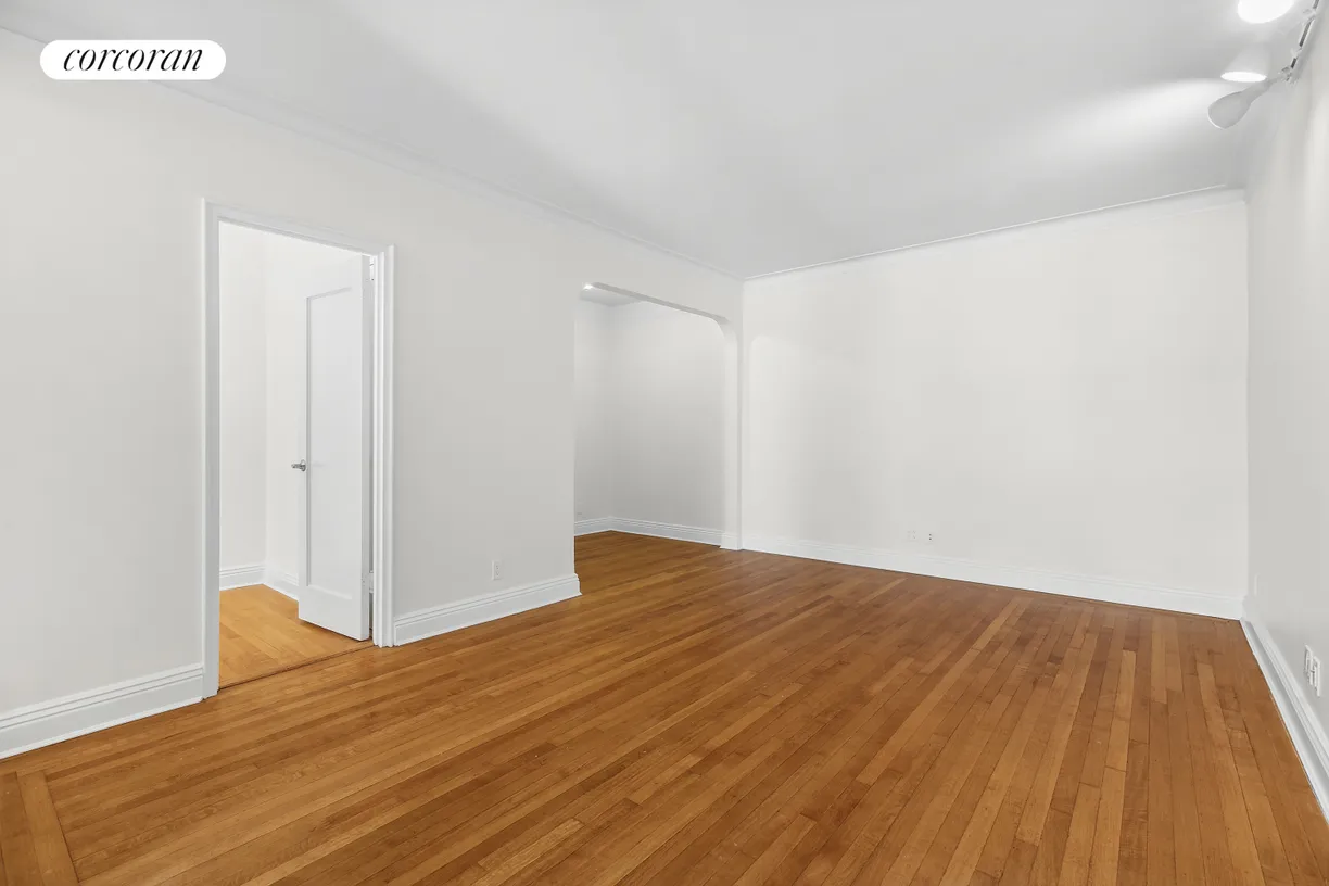 New York City Real Estate | View 420 Central Park West, 4F | Living Room