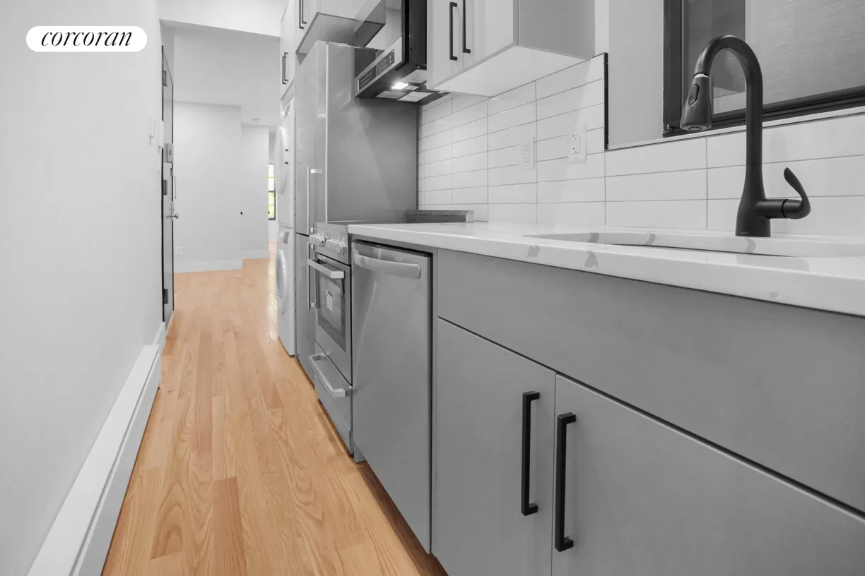 New York City Real Estate | View 323 East 93rd Street, 4E | room 1