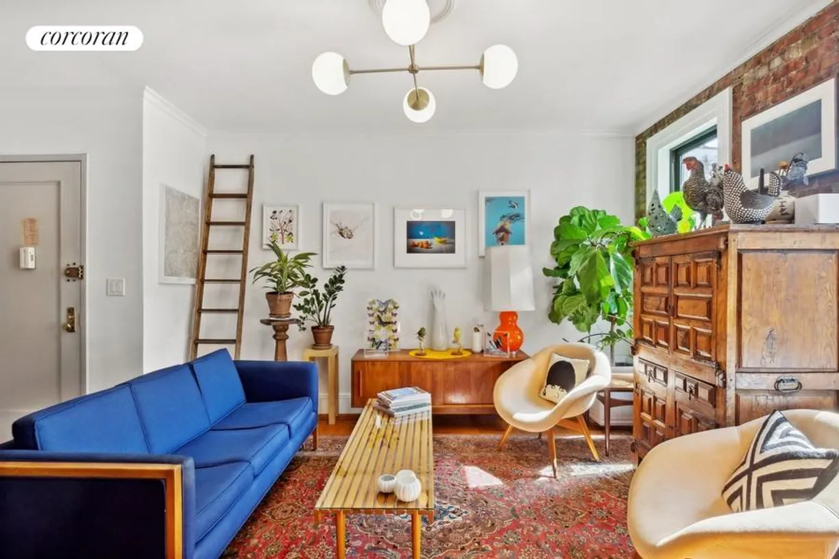 New York City Real Estate | View 24-75 38th Street, D5 | 2 Beds, 1 Bath