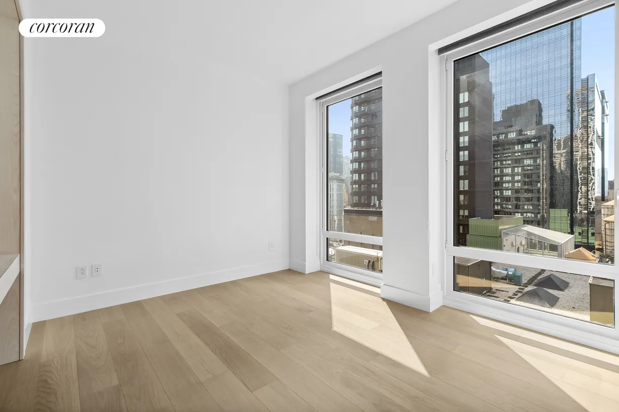 New York City Real Estate | View 15 West 61st Street, 17A | room 2