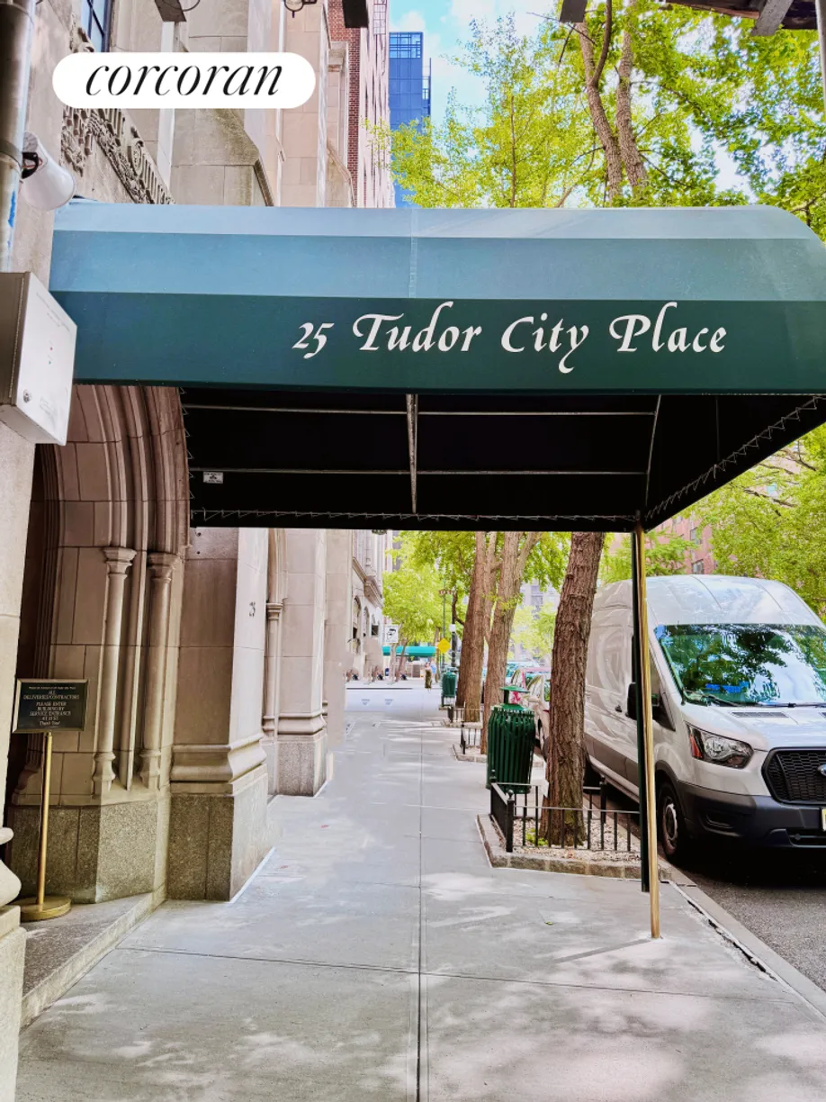 New York City Real Estate | View 25 Tudor City Place, 1701 | room 1