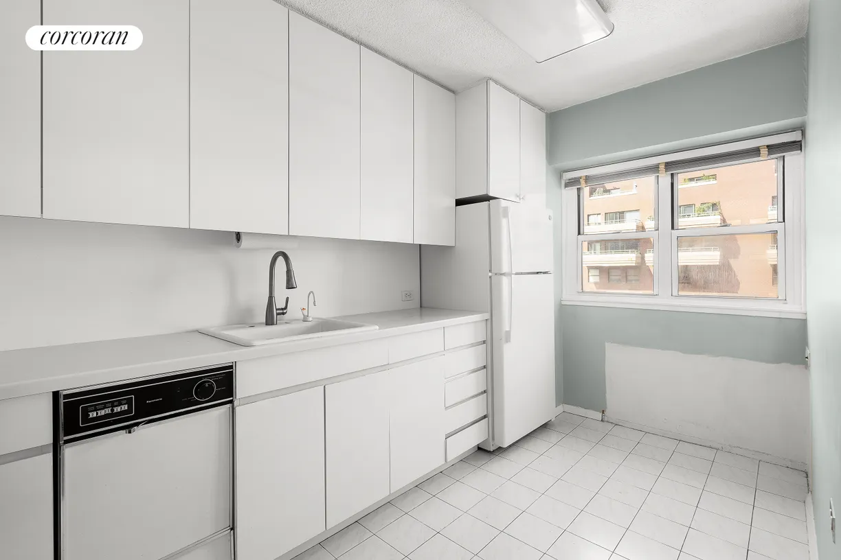 New York City Real Estate | View 609 Columbus Avenue, 12N | room 2