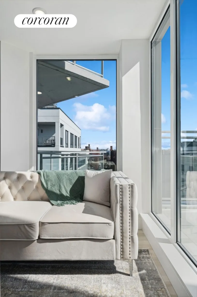 New York City Real Estate | View 733 Ocean Parkway, PH9C | room 2