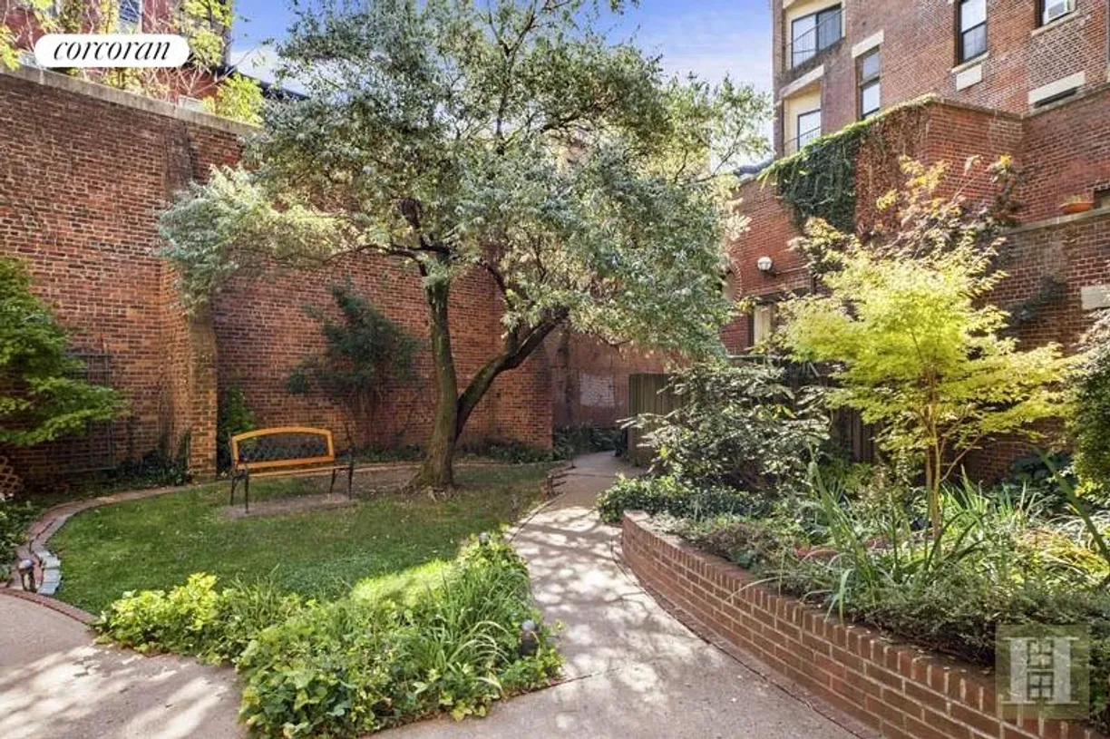 New York City Real Estate | View 555 Washington Avenue, 2N | room 2