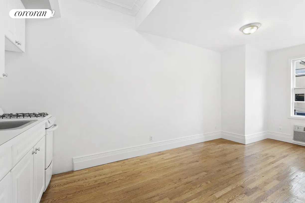 New York City Real Estate | View 9 Clinton Street, 1 | Living Room