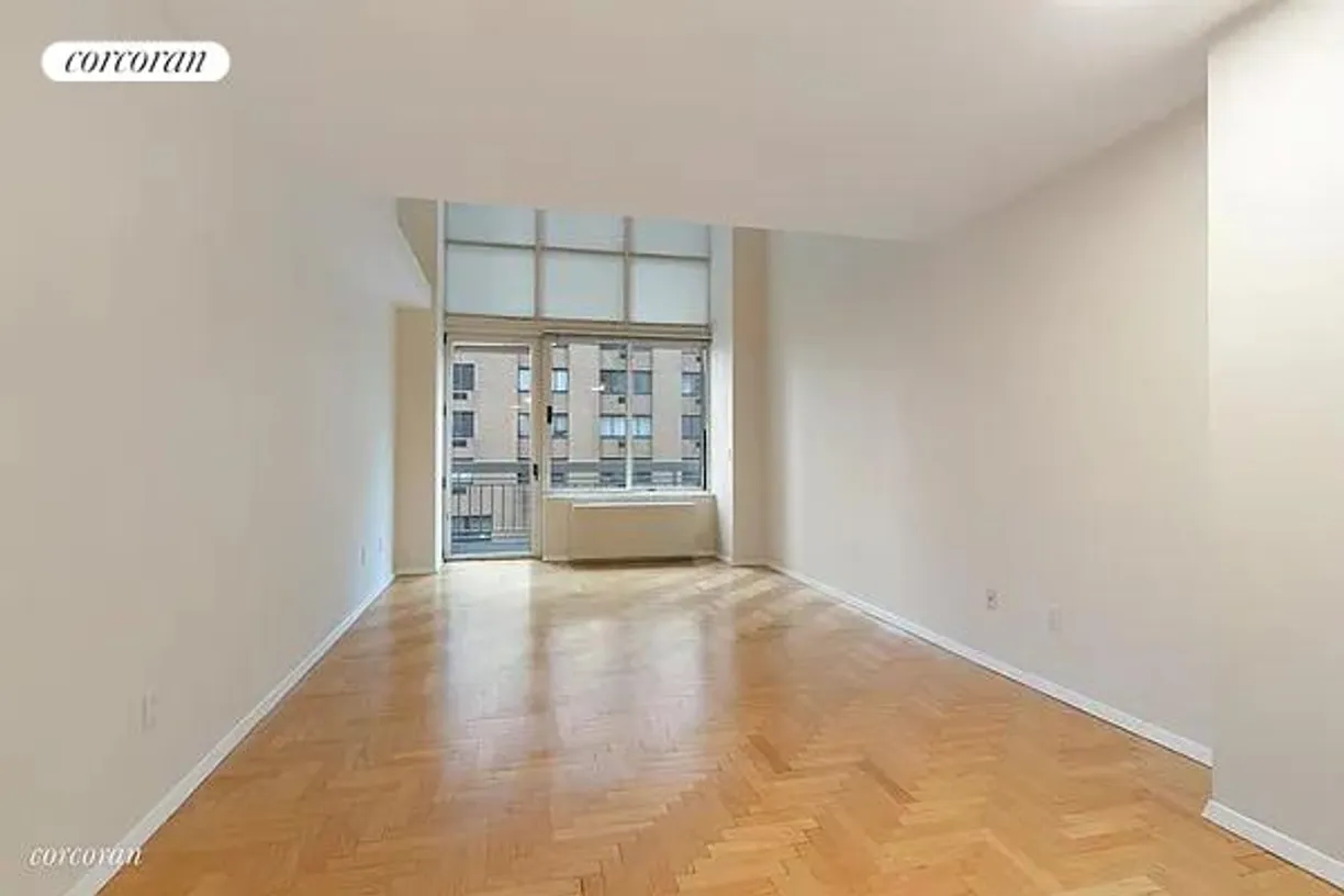 New York City Real Estate | View 170 East 87th Street, E10B | 1 Bed, 1 Bath
