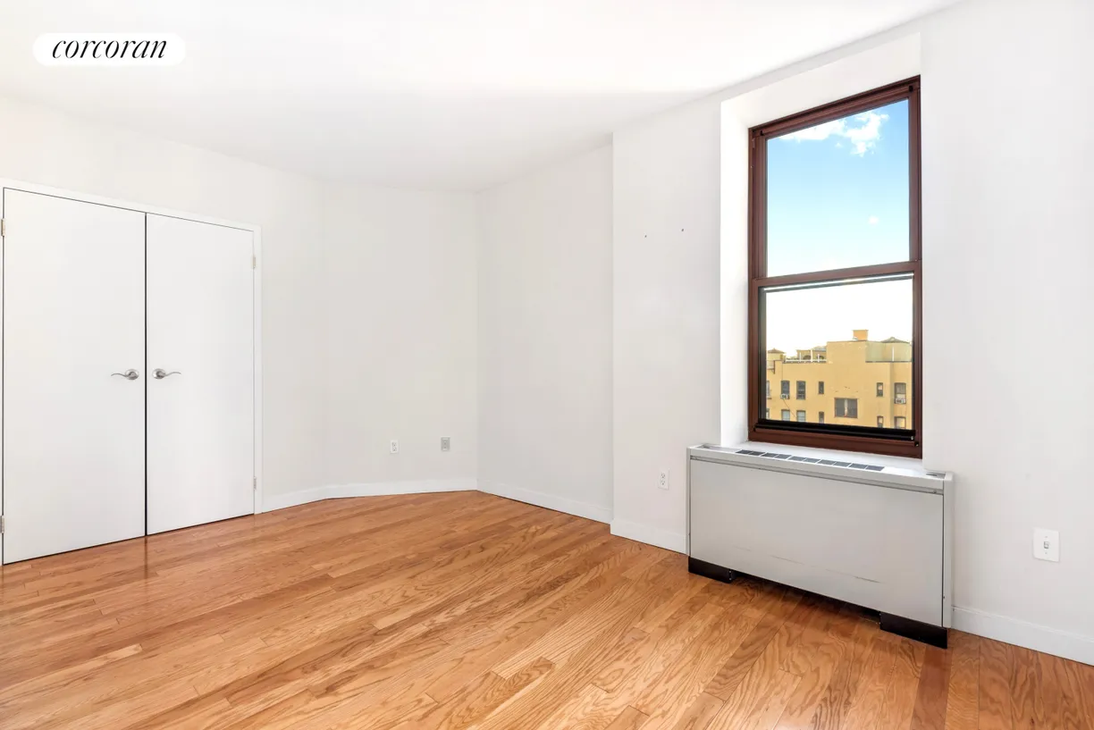 New York City Real Estate | View 33 Lincoln Road, 7E | room 2
