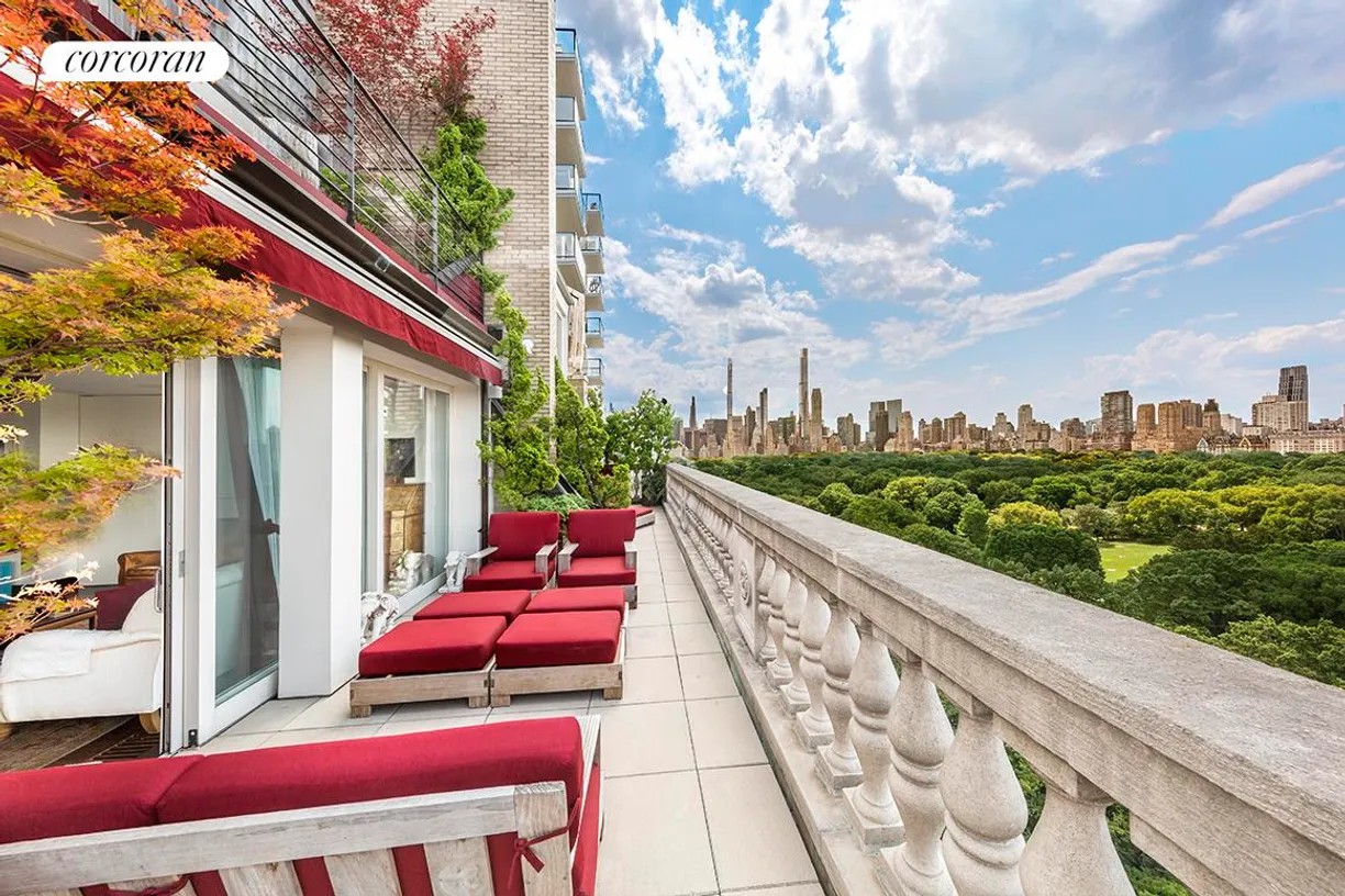 New York City Real Estate | View 988 Fifth Avenue, PENTHOUSE | 3 Beds, 3 Baths