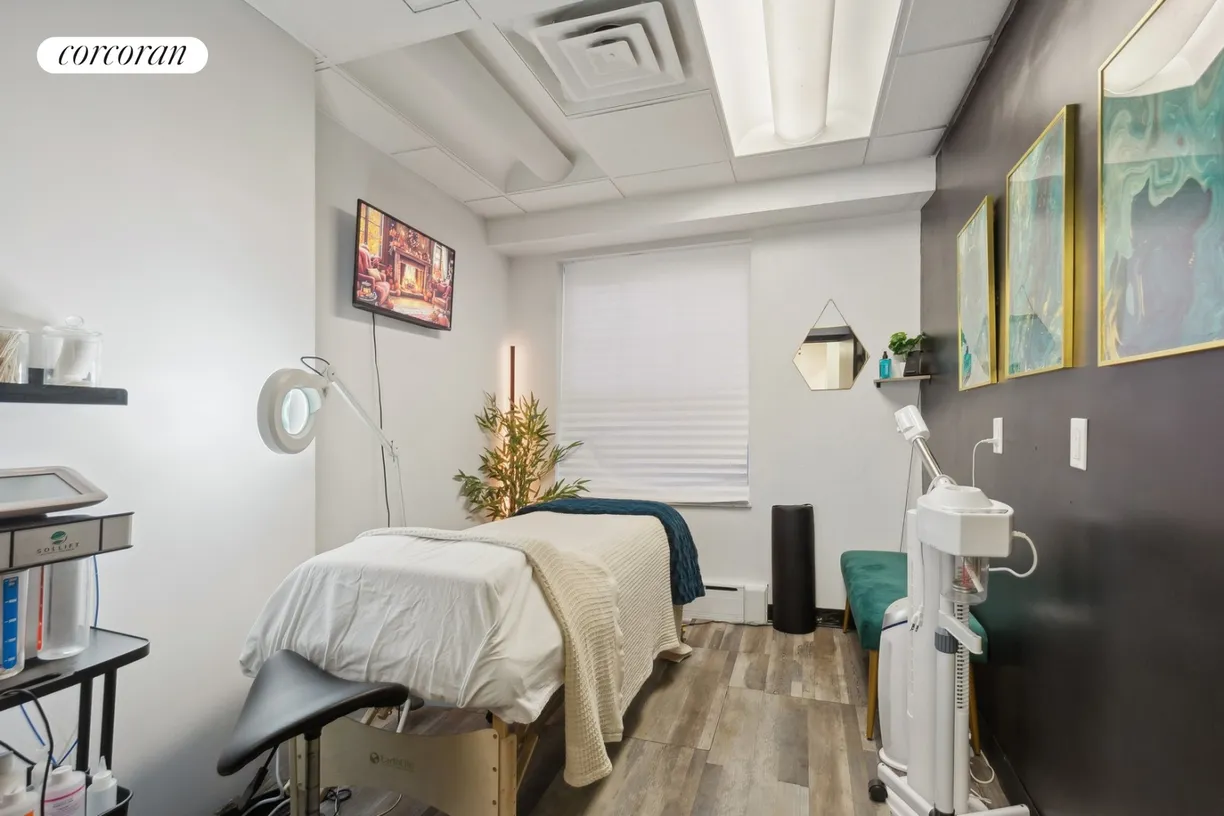 New York City Real Estate | View 120 Montague Street, OFFICE | room 2