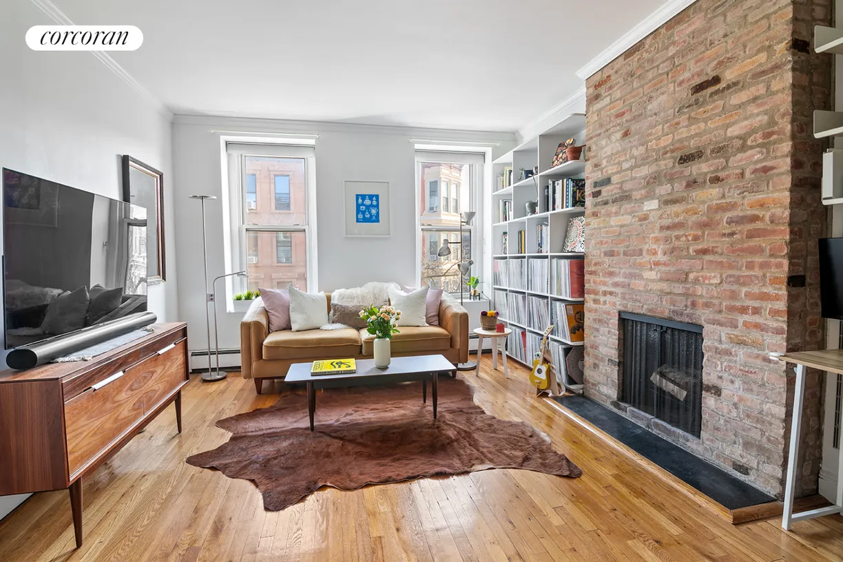New York City Real Estate | View 246 5th Avenue, 3R | 2 Beds, 1 Bath