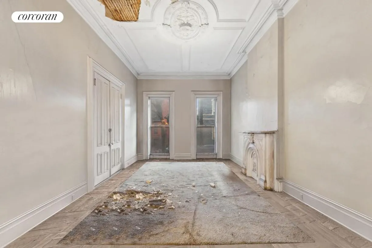 New York City Real Estate | View 297 Macon Street | Living Room