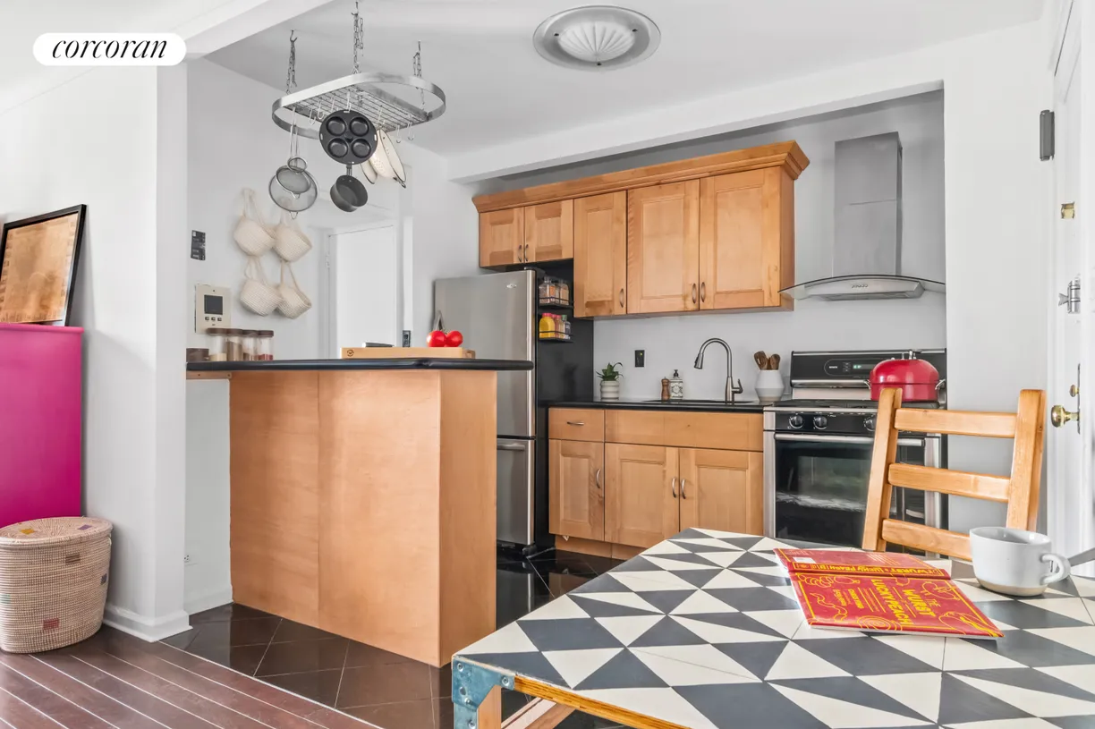 New York City Real Estate | View 9430 Ridge Boulevard, 3B | 1 Bath