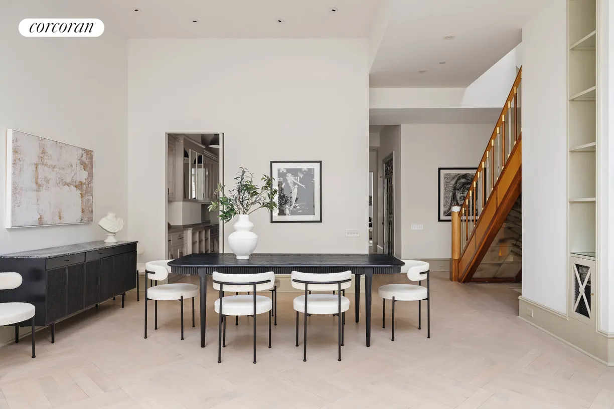 New York City Real Estate | View 32 East 22nd Street | room 2