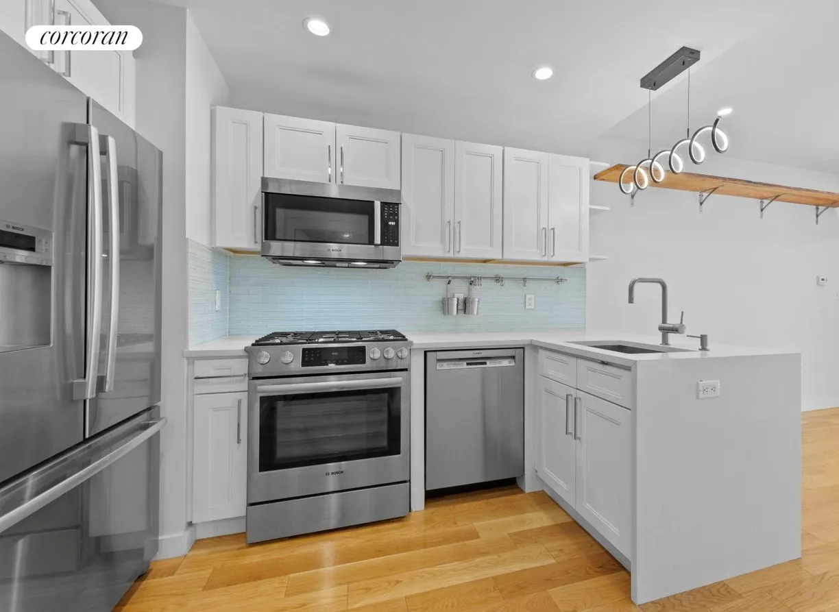 New York City Real Estate | View 21-17 31st Avenue, 2 | 1 Bed, 1 Bath