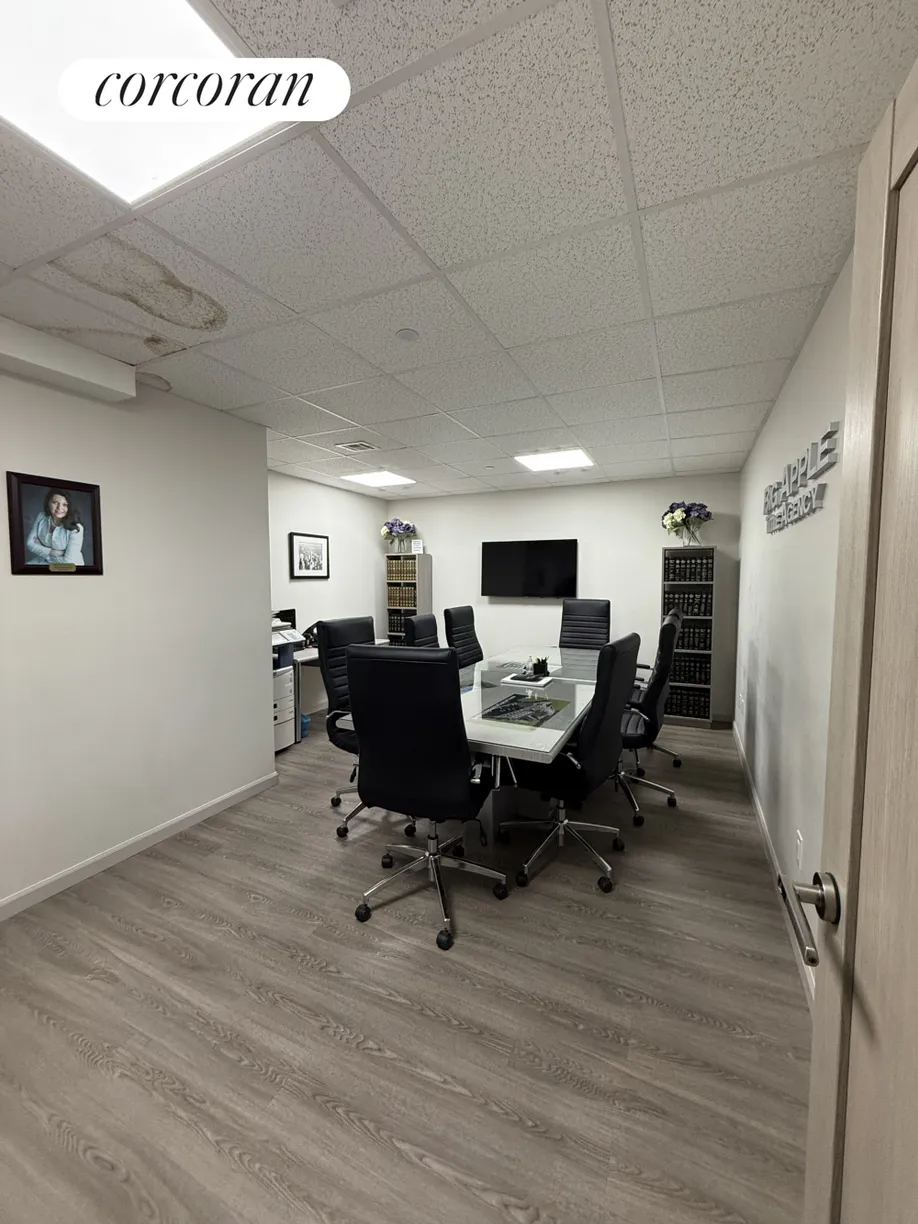 New York City Real Estate | View 179 West End Avenue, C | room 2