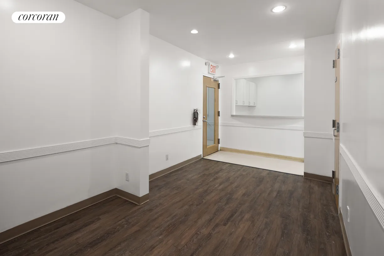 New York City Real Estate | View 1070 Park Avenue, 1A | room 2