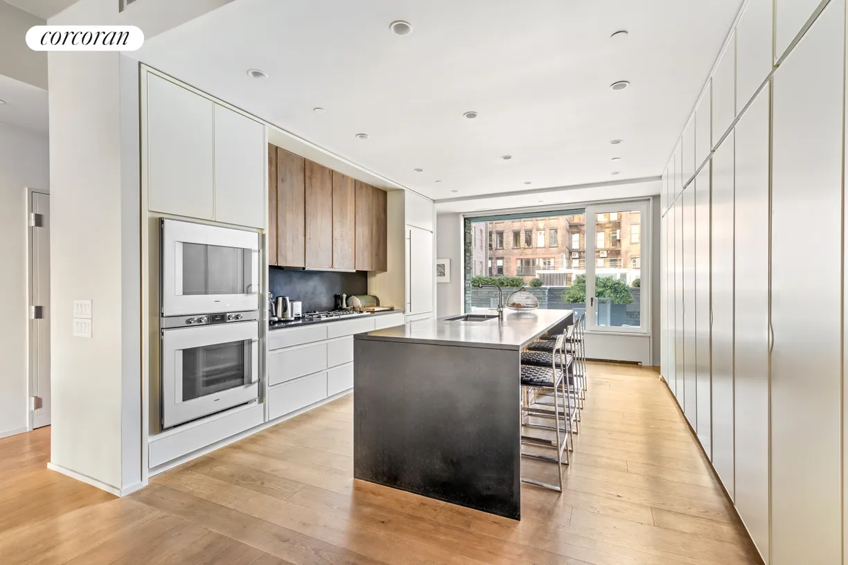 New York City Real Estate | View 12 Warren Street, PHD | room 1