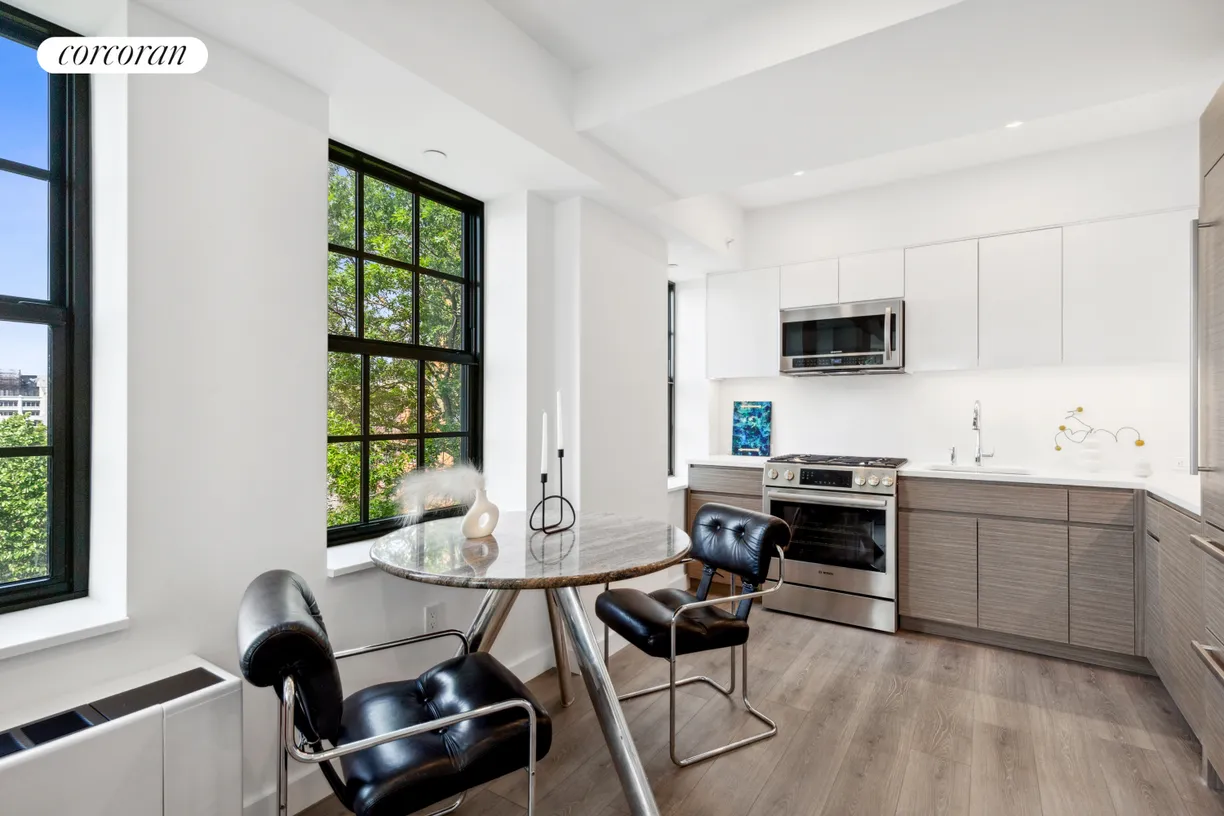 New York City Real Estate | View 124 Columbia Heights, 504 | room 1