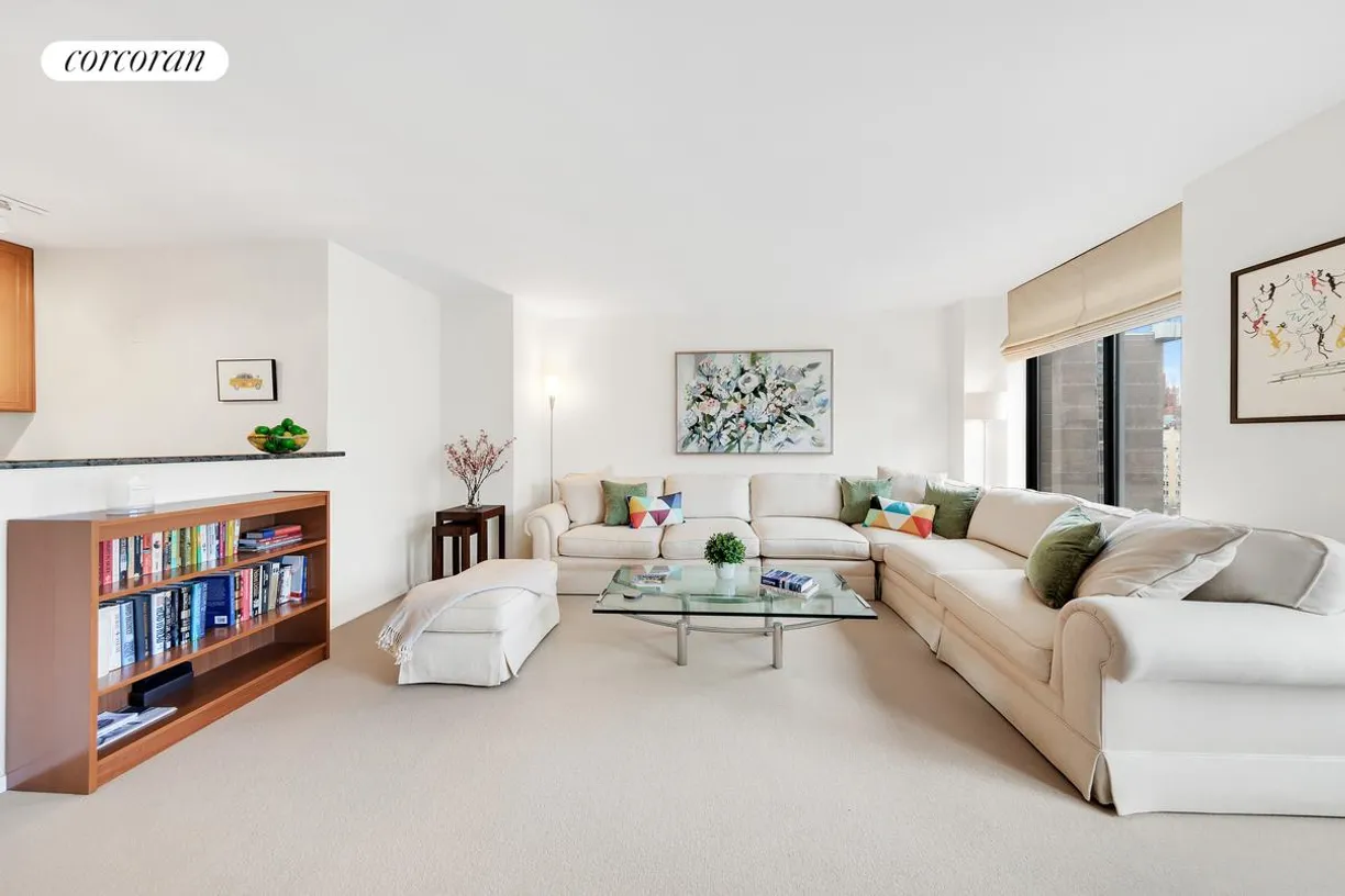 New York City Real Estate | View 400 East 70th Street, 1606 | 1 Bed, 1 Bath