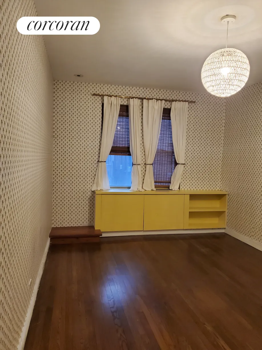 New York City Real Estate | View 325 East 77th Street, 2C | room 1