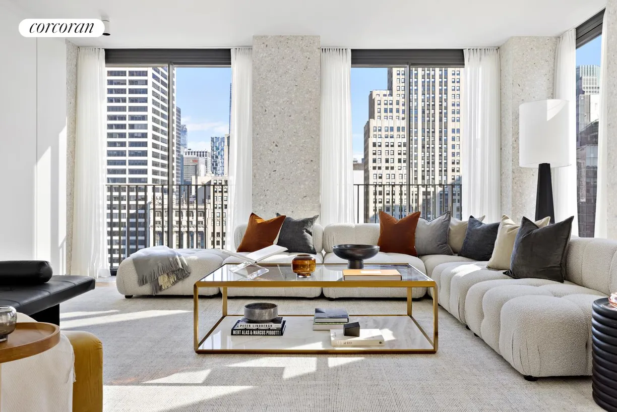 New York City Real Estate | View 16 West 40th Street, 26B | room 1