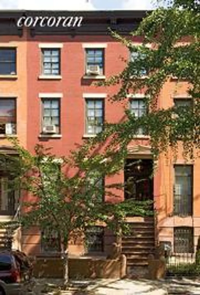 New York City Real Estate | View 423 Pacific Street, 1 | 1.5 Beds, 1 Bath