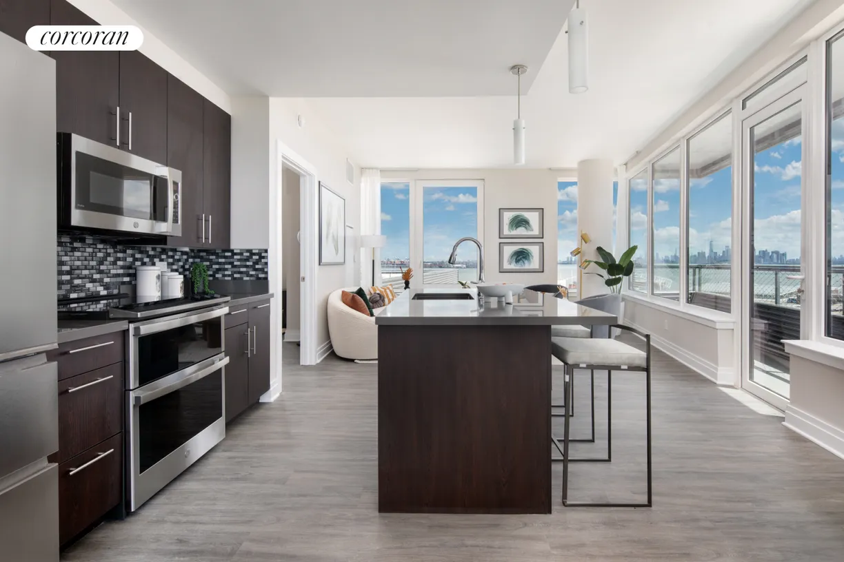 New York City Real Estate | View 5 Bay Street, 5EE | room 2