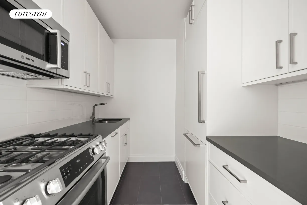 New York City Real Estate | View 160 East 38th Street, 18C | room 1