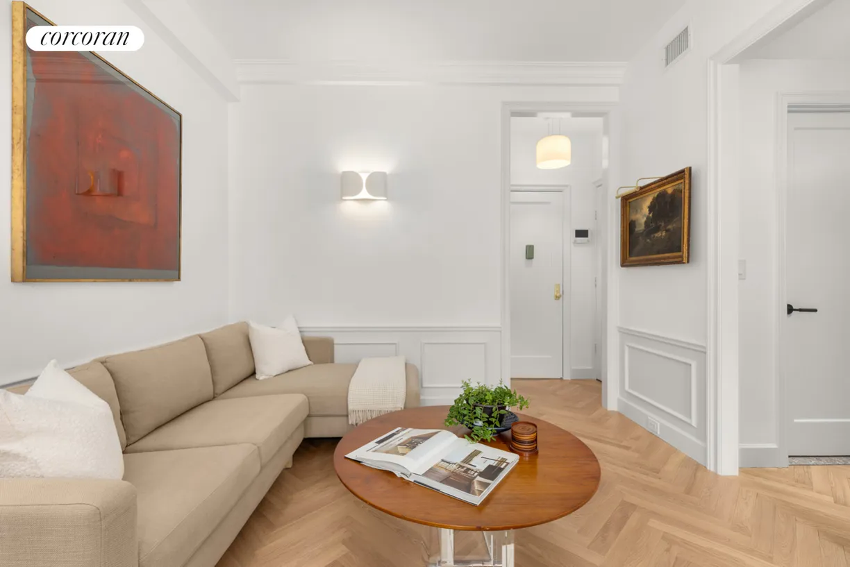 New York City Real Estate | View 18 West 70th Street, 9H | room 2