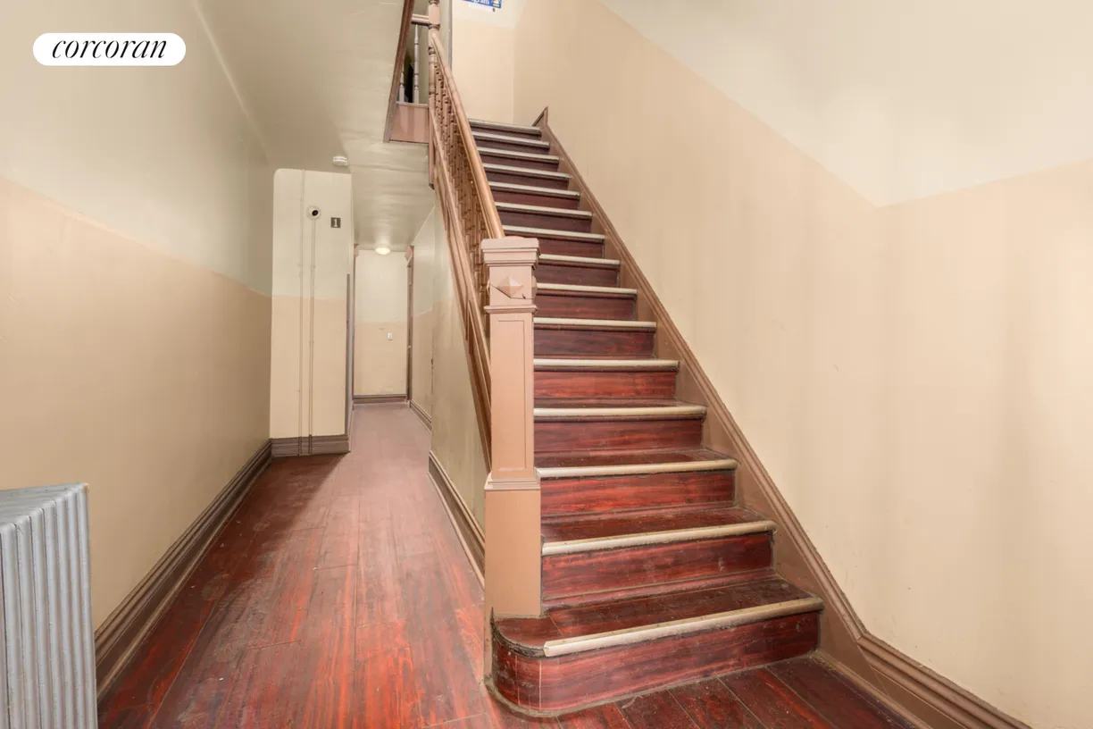 New York City Real Estate | View 30-22 44th Street | room 1