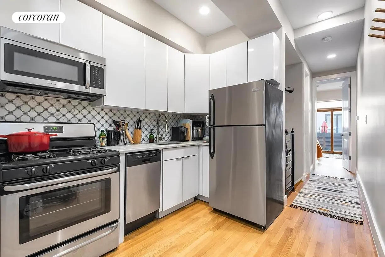 New York City Real Estate | View 85 Eagle Street, 1L | room 2