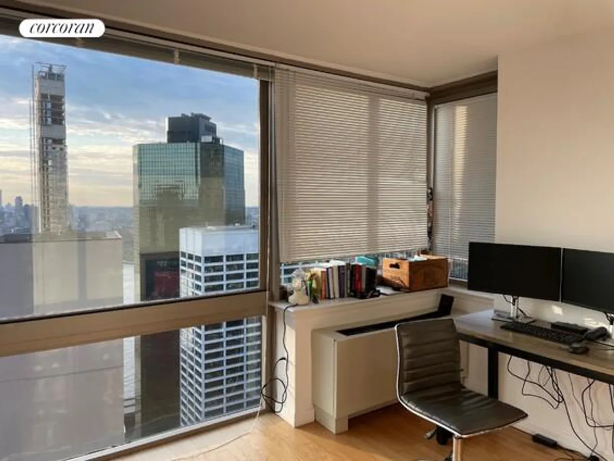 New York City Real Estate | View 2 Gold Street, 4911 | 1 Bed, 1 Bath