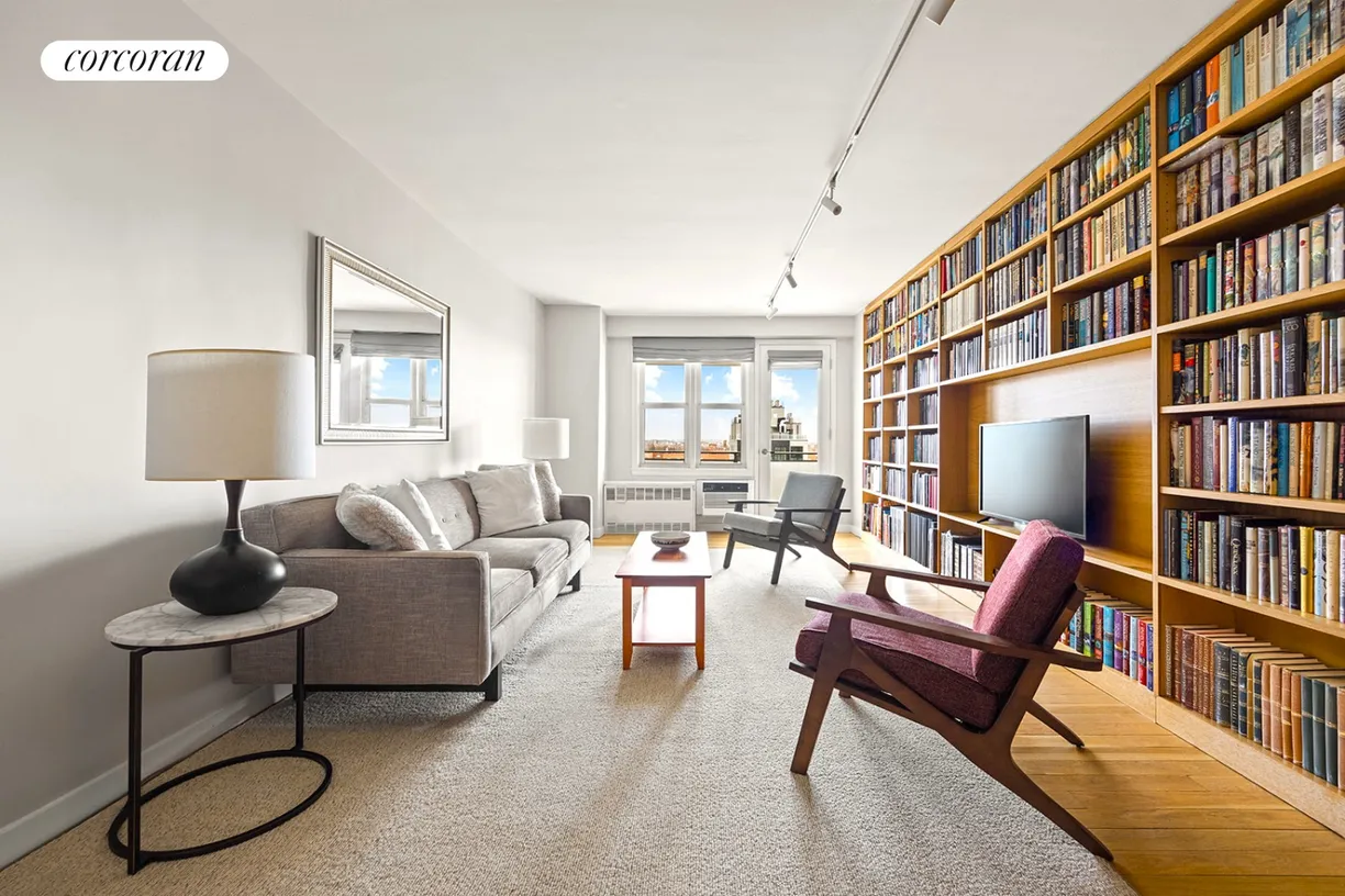 New York City Real Estate | View 370 Ocean Parkway, 9B | 3 Beds, 2 Baths