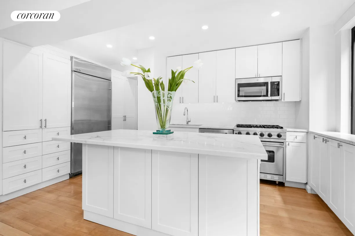 New York City Real Estate | View 425 East 63rd Street, E5D | 3 Beds, 3 Baths