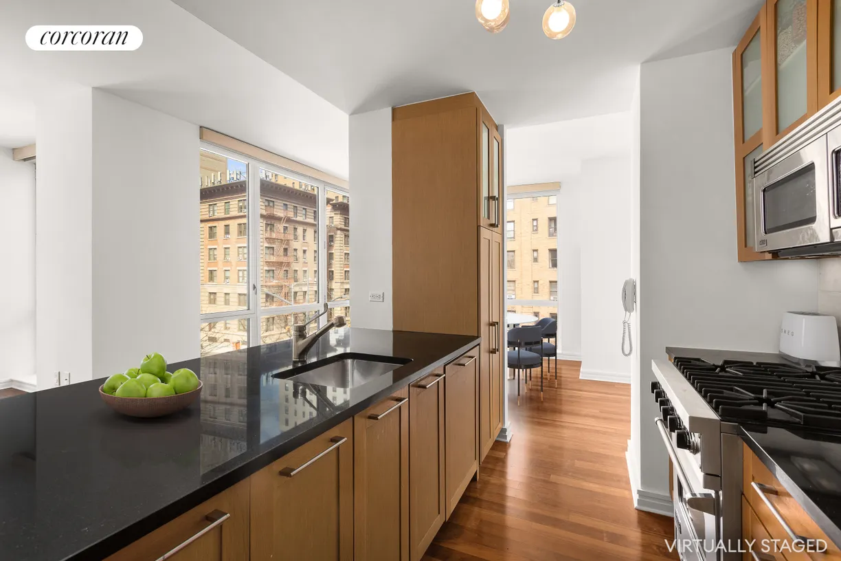 New York City Real Estate | View 200 West End Avenue, 4C | Chefs Kitchen