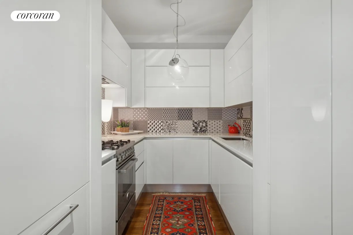 New York City Real Estate | View 25 East 69th Street, 3A | room 1