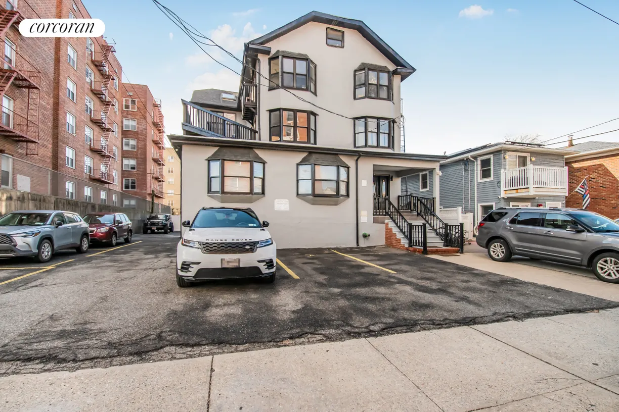 New York City Real Estate | View 131 Beach 121st Street, TH | room 1