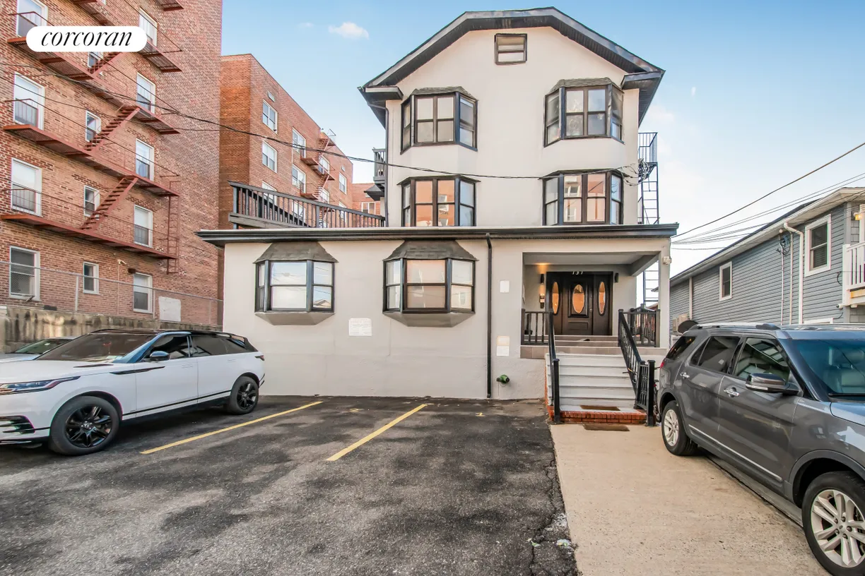 New York City Real Estate | View 131 Beach 121st Street, TH | room 2