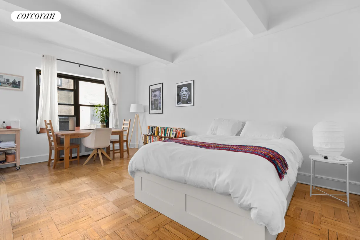 New York City Real Estate | View 230 Riverside Drive, 16M | room 1